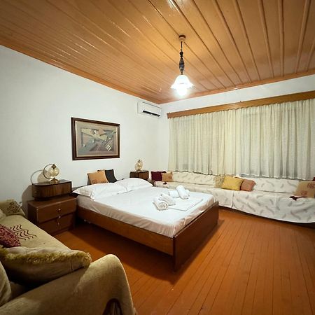 Grandpas House Hotell Gjirokastër Eksteriør bilde