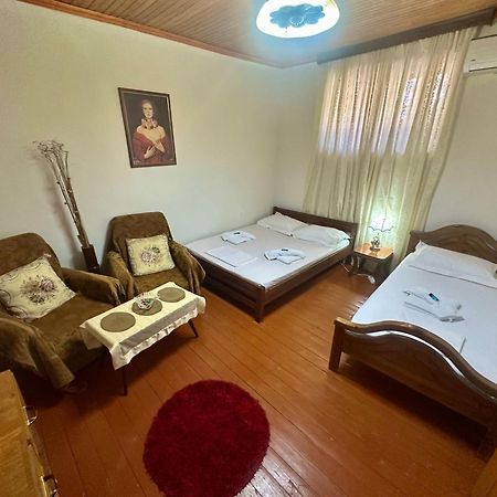 Grandpas House Hotell Gjirokastër Eksteriør bilde