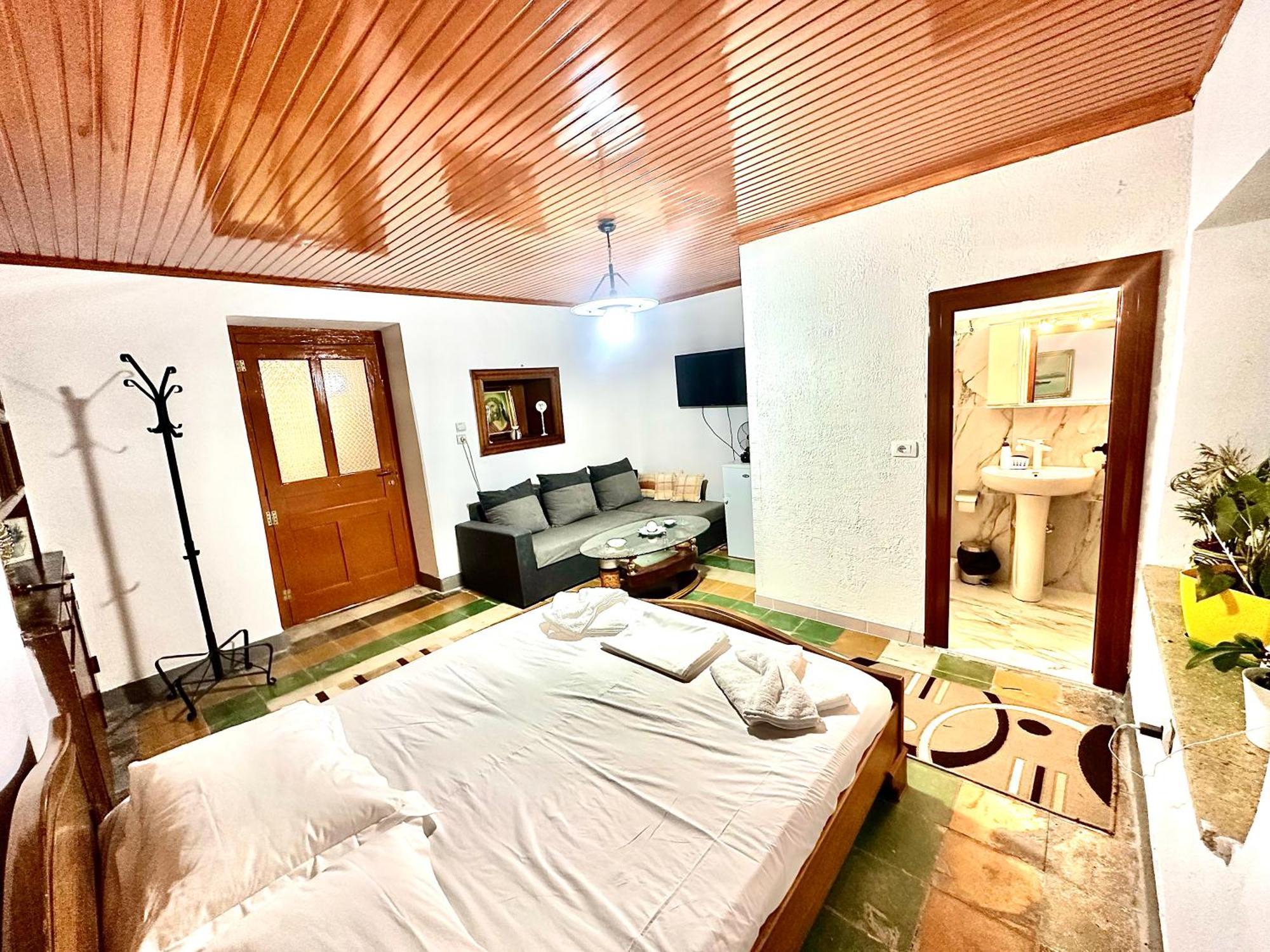 Grandpas House Hotell Gjirokastër Eksteriør bilde