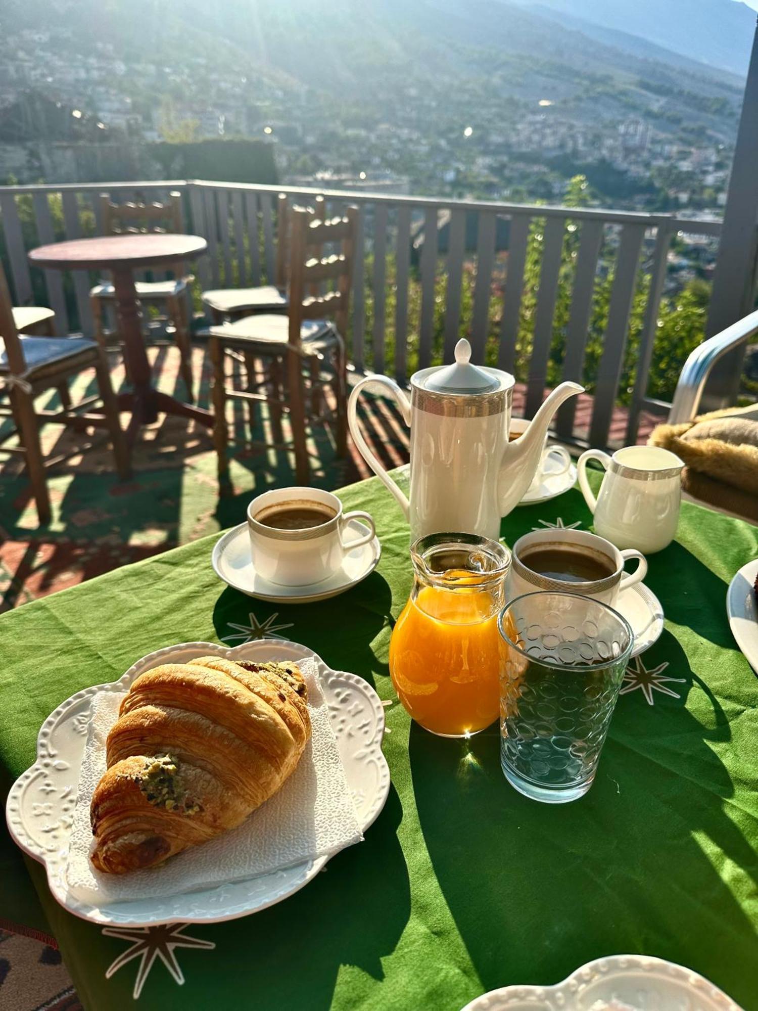 Grandpas House Hotell Gjirokastër Eksteriør bilde