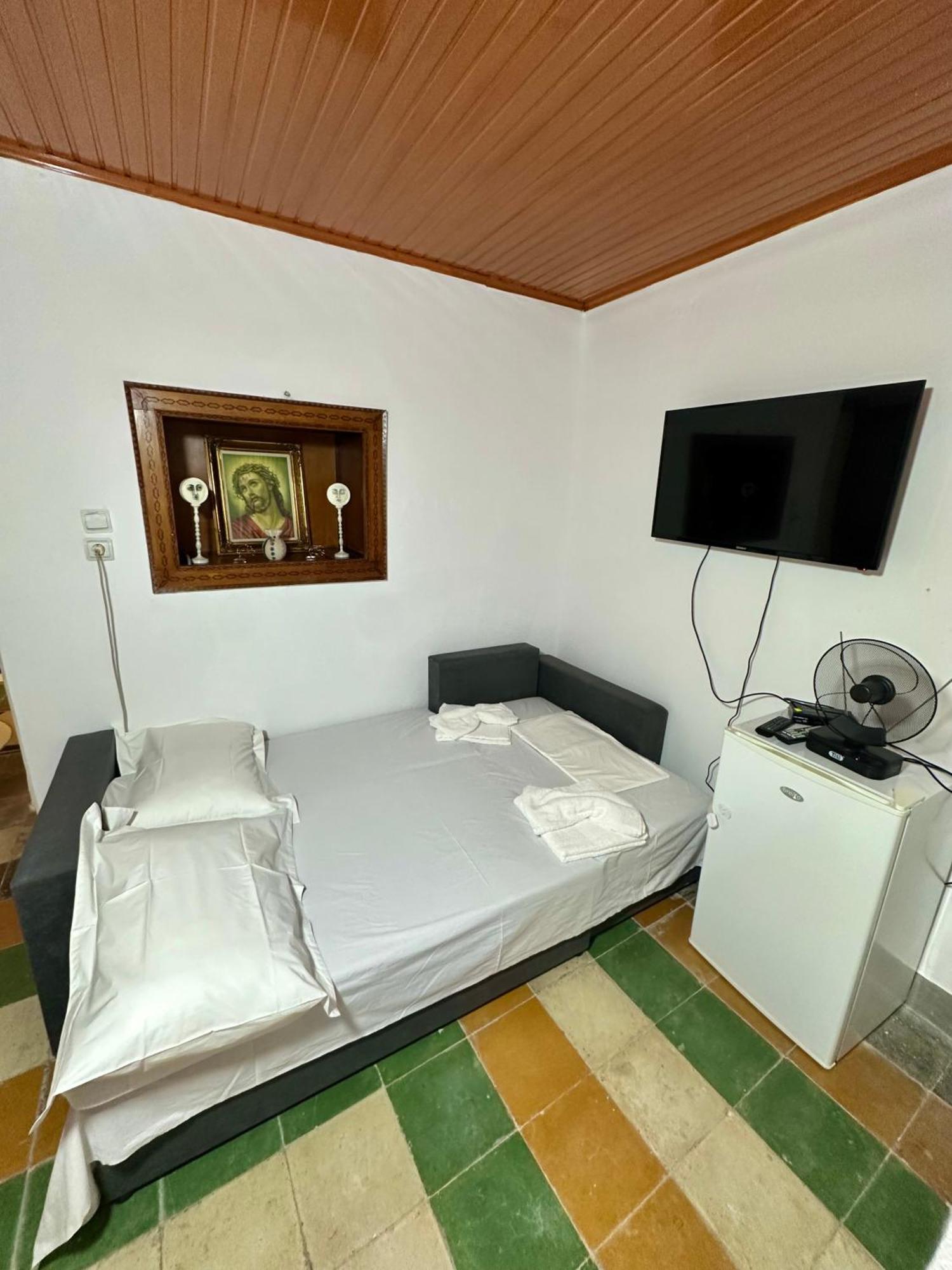 Grandpas House Hotell Gjirokastër Eksteriør bilde