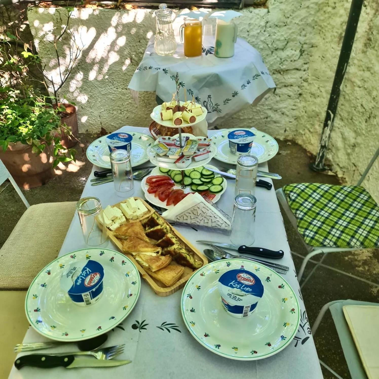 Grandpas House Hotell Gjirokastër Eksteriør bilde