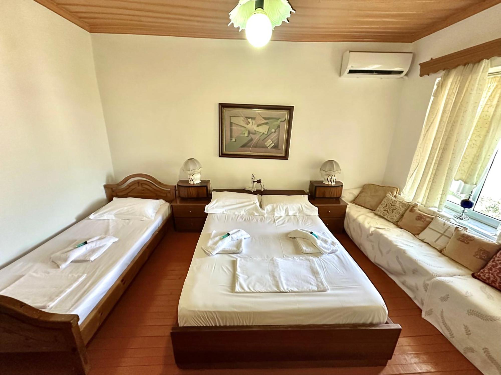 Grandpas House Hotell Gjirokastër Eksteriør bilde