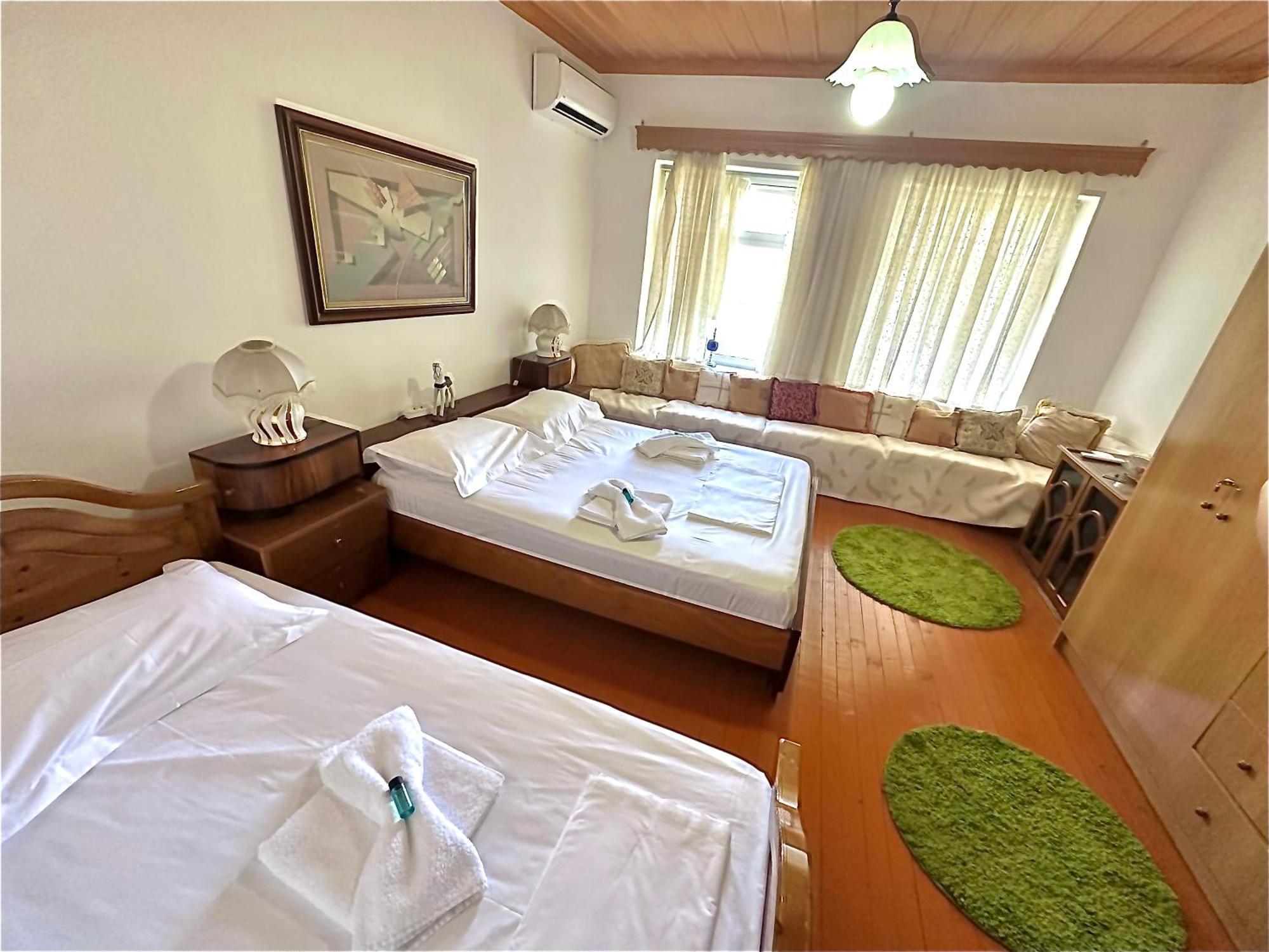 Grandpas House Hotell Gjirokastër Eksteriør bilde
